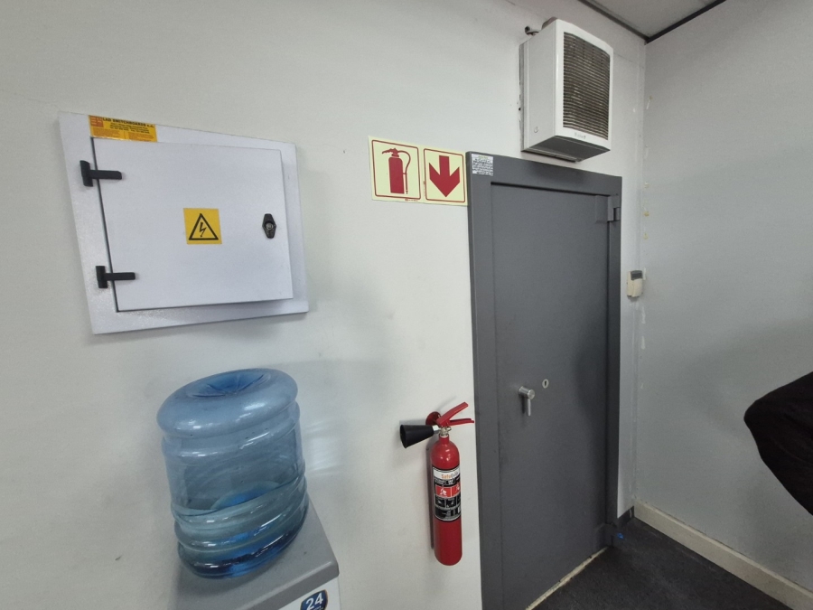 To Let Commercial Property for Rent in Ndabeni Western Cape
